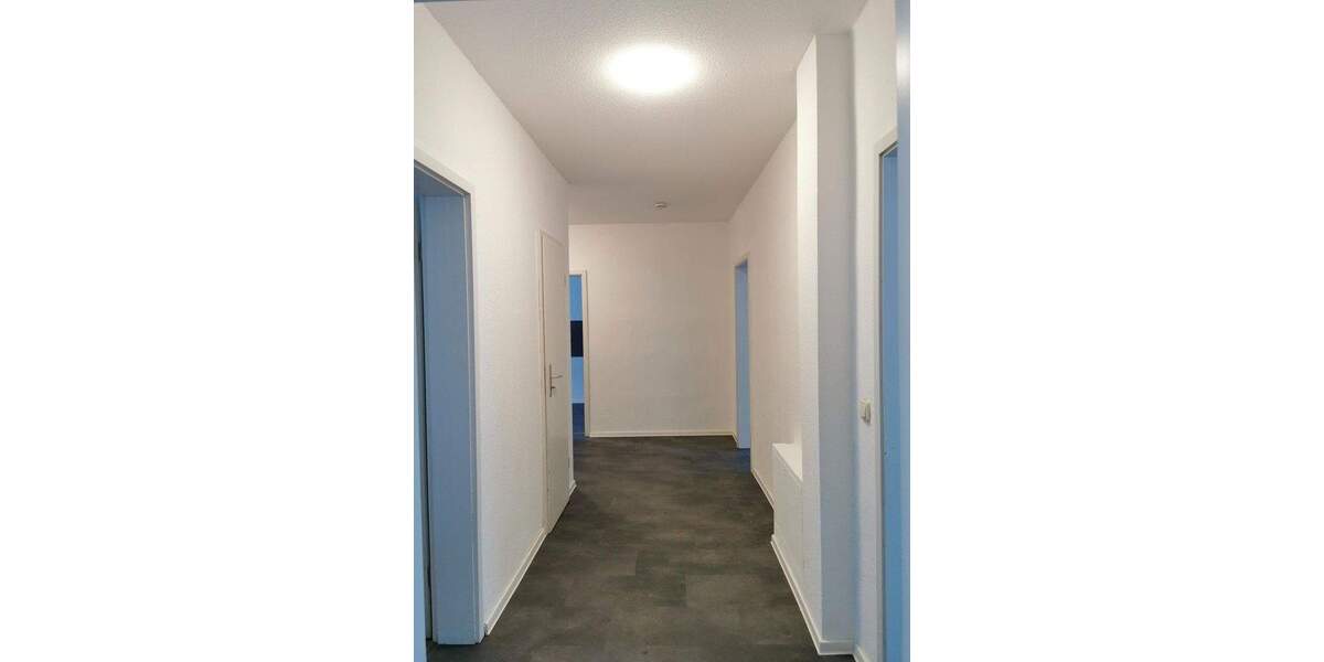 Etagenwohnung Gera Debschwitz - 3 Zimmer, 92 m&sup2;, 590&euro; | Angebot:25274381