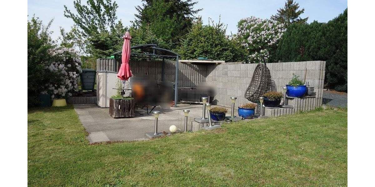 Doppelhaushälfte Werdau - 6 Zimmer, 210 m&sup2;, 260.000&euro; | Angebot:25037909