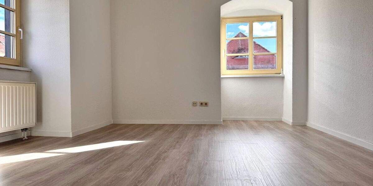 Etagenwohnung Gera Innenstadt - 4 Zimmer, 96 m&sup2;, 134.950&euro; | Angebot:25664629