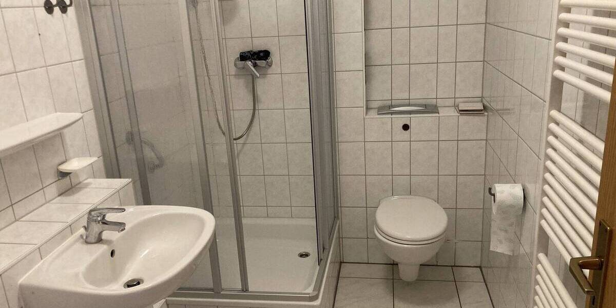 Etagenwohnung Fraureuth - 2 Zimmer, 43 m&sup2;, 290&euro; | Angebot:26261595