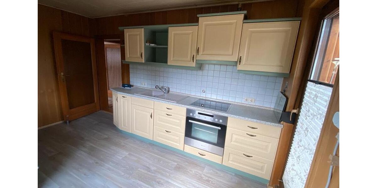 Einfamilienhaus Fraureuth - 11 Zimmer, 220 m&sup2;, 245.000&euro; | Angebot:24728324