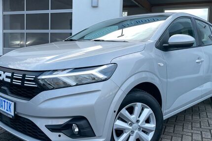 Dacia Sandero 21.552 km 15.900 &euro; Altenburg 04600