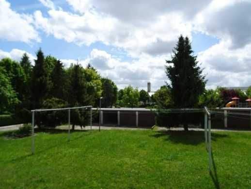 Saniert und möbliert - 3-Zimmer-Eigentumswohnung mit Balkon im Hochparterre in Hohenleuben zu verkaufen 3 zimmer