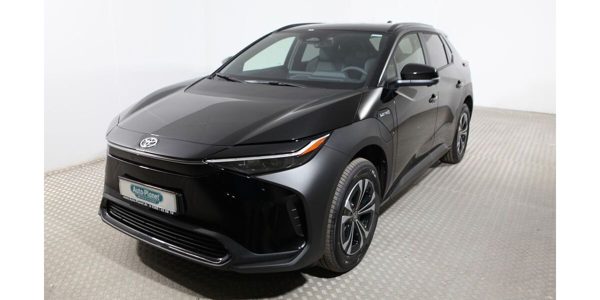 Toyota bZ4X 9.600 km 29.990 &euro; Gera 07554