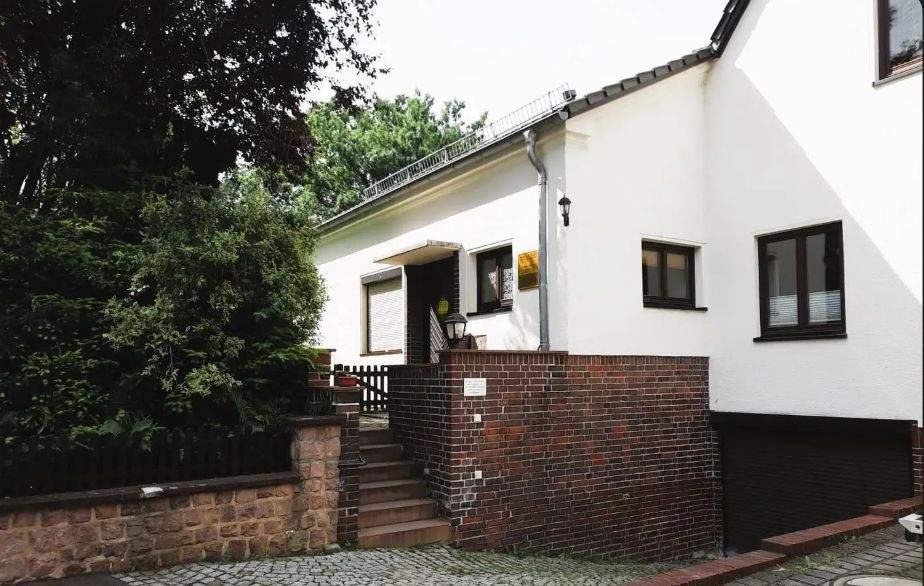 Gewerbeobjekt Meerane - 5 Zimmer, 110 m&sup2;, 595&euro; | Angebot:25770461