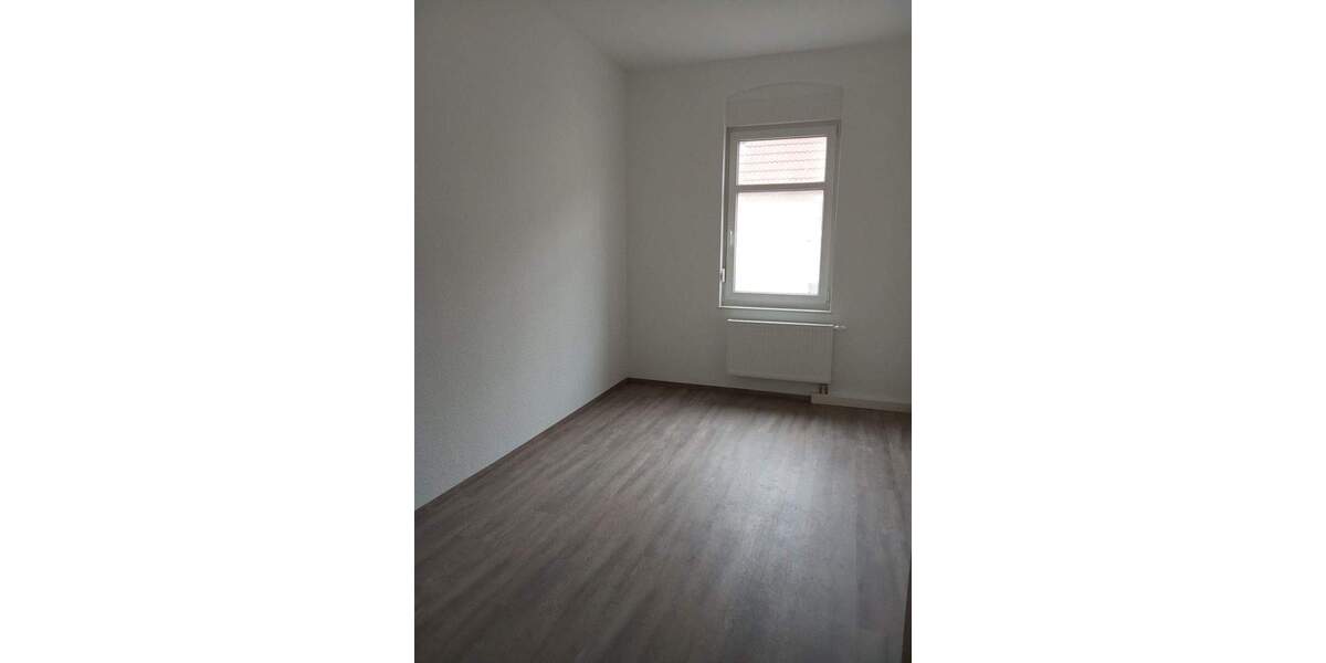 Etagenwohnung Eisenberg - 2 Zimmer, 53 m&sup2;, 360&euro; | Angebot:24872260