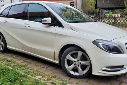 Mercedes-Benz B 180 165.655 km 8.200 &euro; Elsteraue 06729