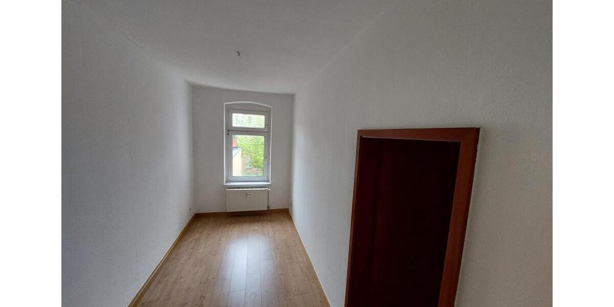 Etagenwohnung Gera Debschwitz - 3 Zimmer, 81 m&sup2;, 650&euro; | Angebot:26427796