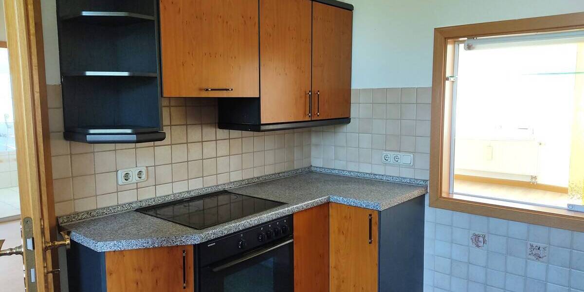 Etagenwohnung Gera Innenstadt - 3 Zimmer, 96 m&sup2;, 600&euro; | Angebot:26796130