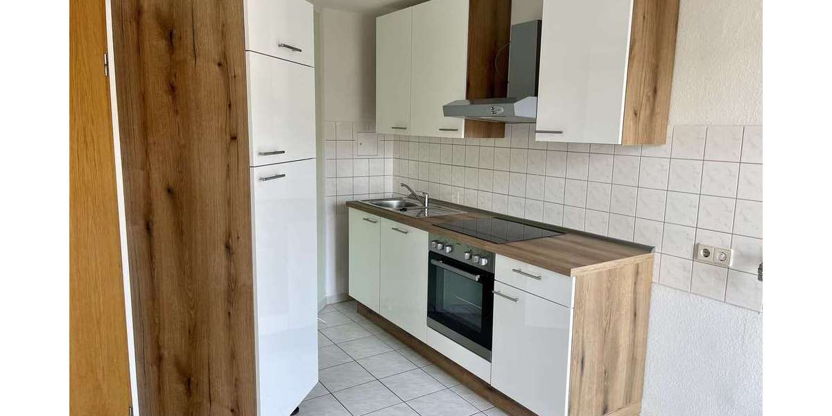 komplett möblierte 3-Zim-Wohnung mit Balkon - auch kurzfristige Mietzeit möglich 3 zimmer