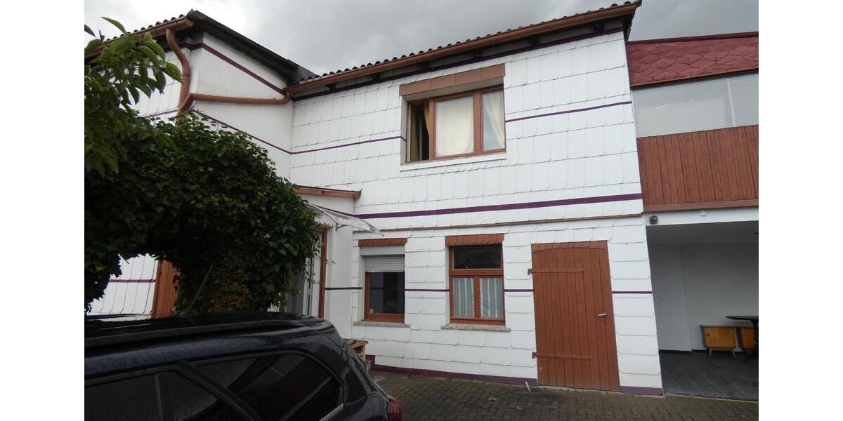 Einfamilienhaus Zeitz Theißen - 4 Zimmer, 200 m&sup2;, 220.000&euro; | Angebot:27142900