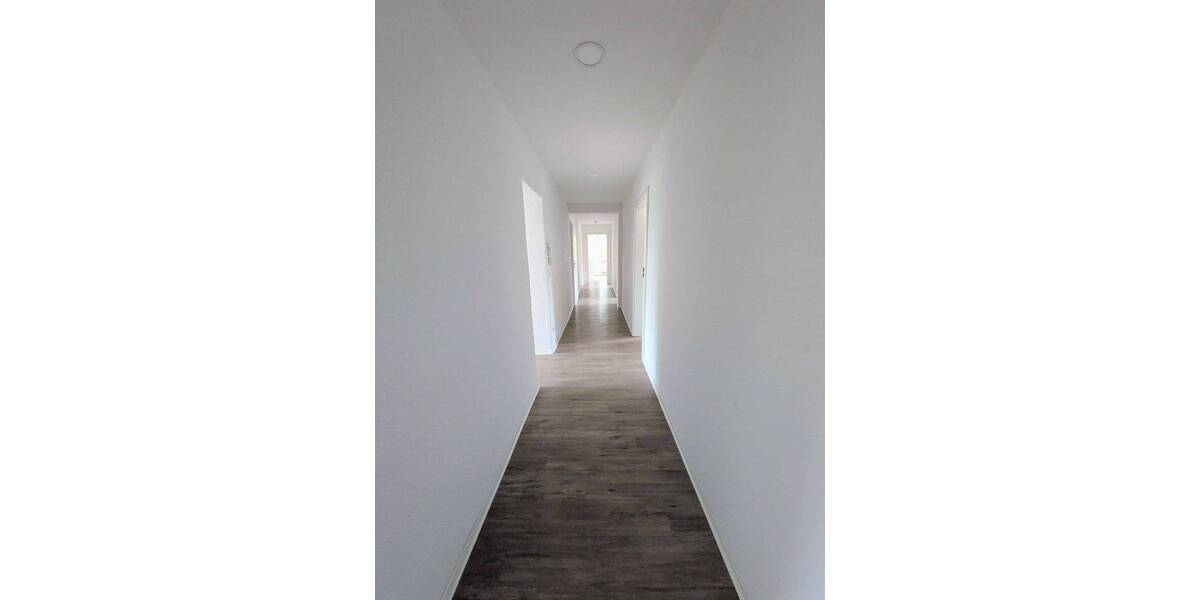 Etagenwohnung Gera Bieblach - 4 Zimmer, 109 m&sup2;, 860&euro; | Angebot:26858988