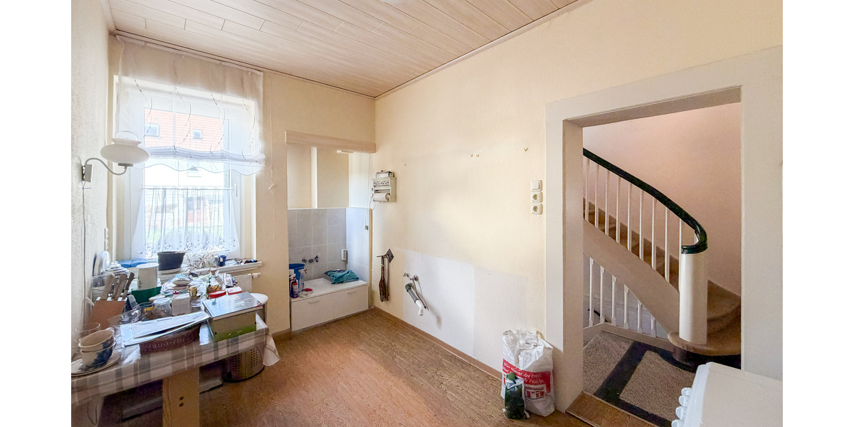 Charmantes Einfamilienhaus mit Substanz, Garage, Garten und Terrasse ! - Einfamilienhaus Gera Zwötzen | Angebot:26193442