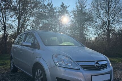 Opel Zafira 100.000 km 4.299 &euro; Teuchern 06682