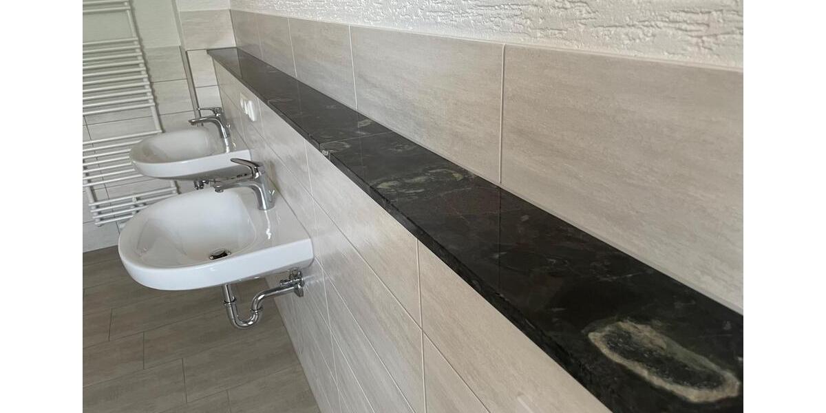 Etagenwohnung Meerane - 4 Zimmer, 127 m&sup2;, 998&euro; | Angebot:26165287