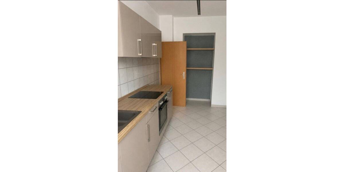 Etagenwohnung Altenburg Rasephas - 4 Zimmer, 90 m&sup2;, 82.000&euro; | Angebot:26763714