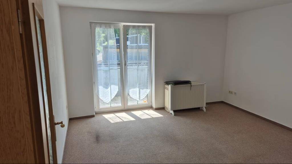 2 Zi-Whg. im 1.OG mit Balkon, SP möglich 2 zimmer