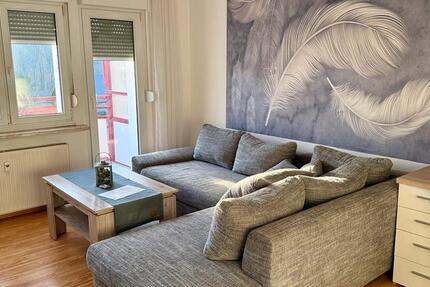 2 Raum Wohnung, voll möbliert, Balkon, EBK, ,Waschmaschine, DG 2 zimmer