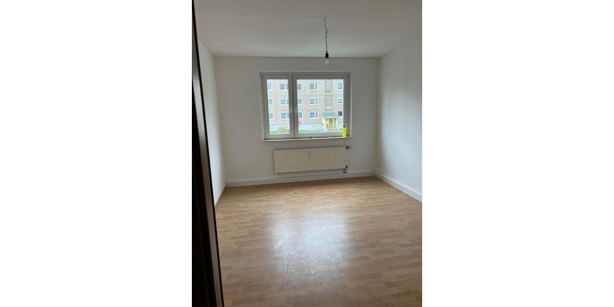 Provisionsfrei 3 Zim ETW 88qm Balkon Stellplatz Gera-Lusan 3 zimmer