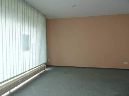 Kleine Gewerbeeinheit über 2 Etagen in Zeulenroda nach umfangreicher Sanierung zu vermieten 3 zimmer