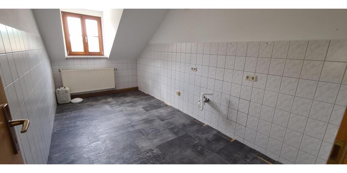 ab sofort: gemütliche 2-Zimmer-Wohnung in Stadtmitte Stadtroda´s - Etagenwohnung Stadtroda | Angebot:27280637