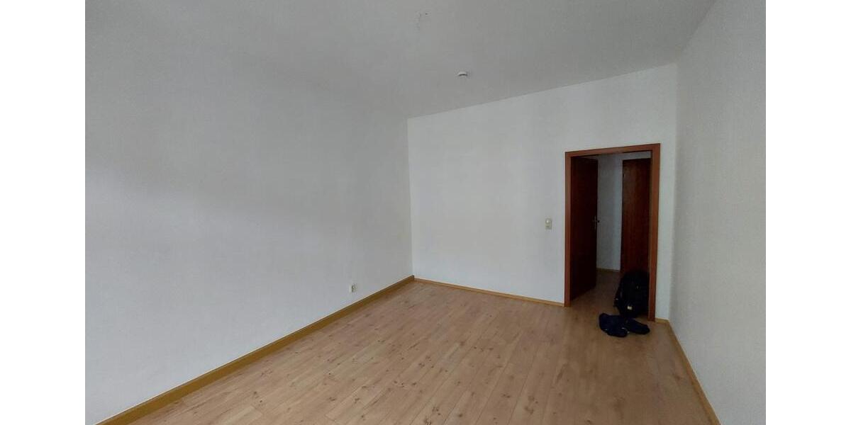 Etagenwohnung Gera Debschwitz - 3 Zimmer, 81 m&sup2;, 650&euro; | Angebot:26427796