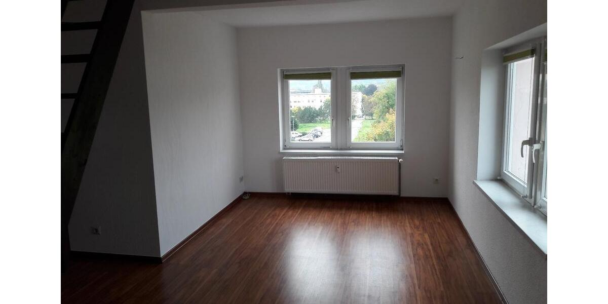 Dachgeschoßwohnung Gera - 3 Zimmer, 100 m&sup2;, 660&euro; | Angebot:26130286