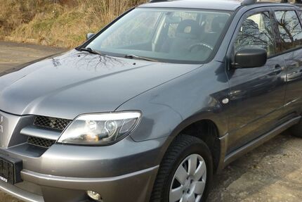 Mitsubishi Outlander 246.000 km 1.900 &euro; Gera 07548
