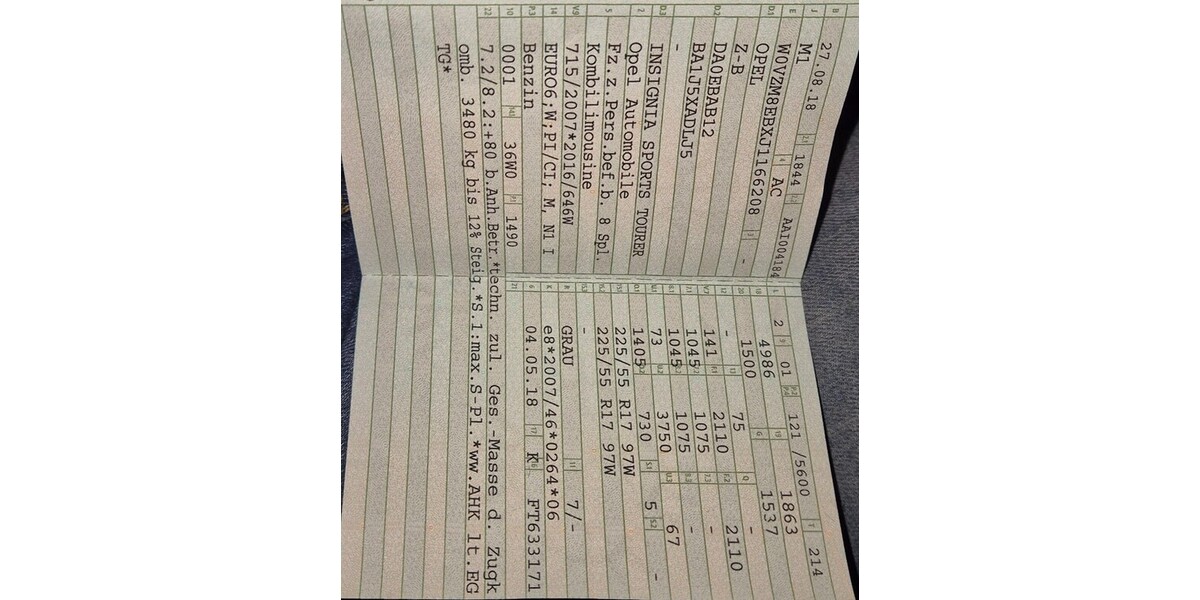 Opel Insignia Sports Tourer 52.000 km 18.000 € Gera 07545