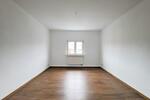 Schöne 3 Raum-Dachgeschoss Whg. mit Eckbadewanne - Dachgeschoßwohnung Gera Ostviertel | Angebot:26335591