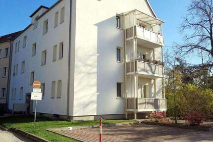 Wohnung Gera Ostviertel - 2 Zimmer, 61 m&sup2;, 370&euro; | Angebot:25533152