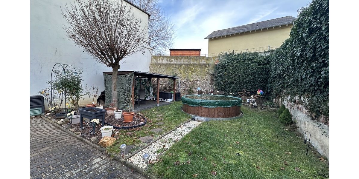 WOW! Vollmöbliertes 3 Zimmer Apartment mit Gartennutzung und PKW Stellplatz! - Etagenwohnung Gera Pforten | Angebot:26384944