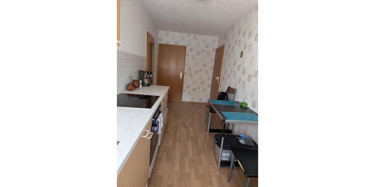 Dachgeschoßwohnung Rositz - 2 Zimmer, 62 m&sup2;, 300&euro; | Angebot:26634620
