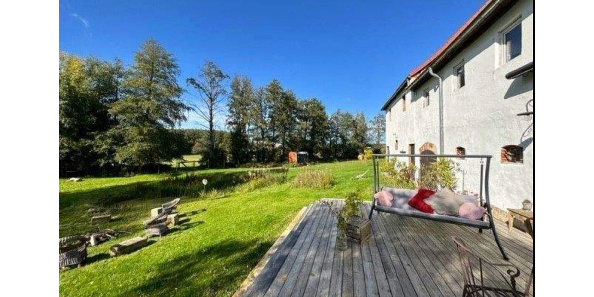 Charaktervoller Vierseithof mit Ausbaureserven, Kamine, FBH 16 zimmer