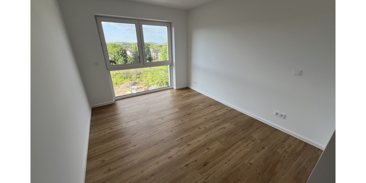 Zweitbezug nach Neubau! Tolle 4-Raum EG-Wohnung im mit großem Balkon, Aufzug, in ruhiger Lage von Gera! - Etagenwohnung Gera Pforten | Angebot:27459580