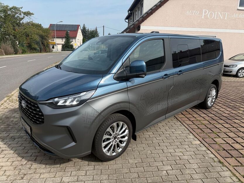 Ford Tourneo Custom 15.200 km 55.970 € Nobitz 04603