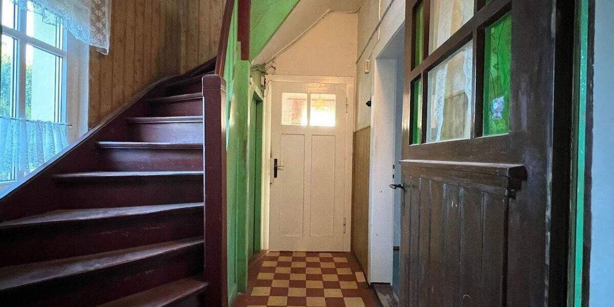 Einfamilienhaus Teuchern - 4 Zimmer, 90 m&sup2;, 100.000&euro; | Angebot:25676782