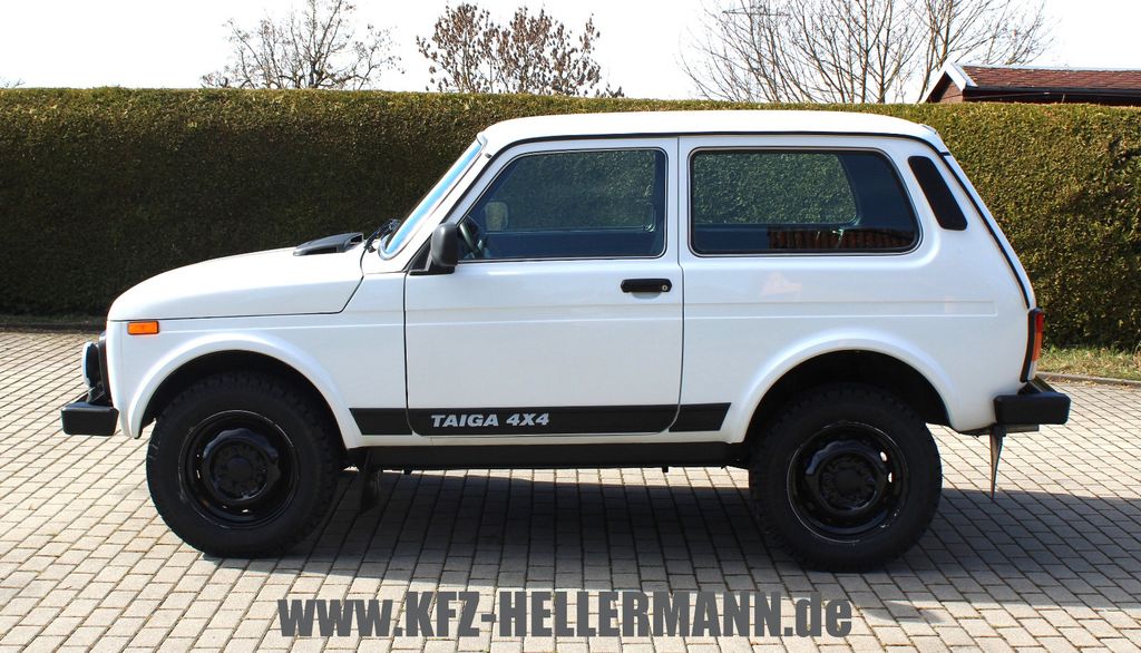 Lada Taiga 52.356 km 13.995 &euro; Isserstedt 07751