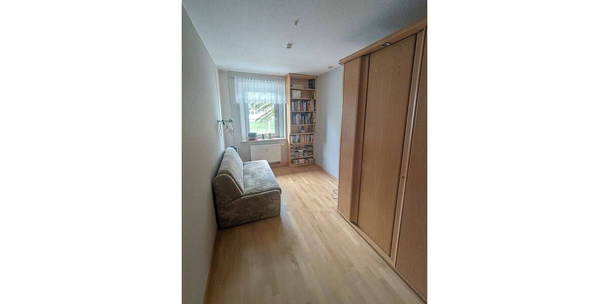 Etagenwohnung Hermsdorf - 3 Zimmer, 71 m&sup2;, 98.000&euro; | Angebot:26160265