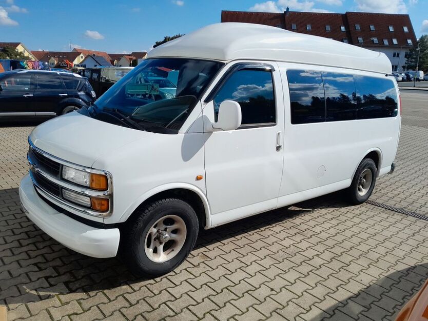 Chevrolet Express 102.000 km 7.500 € Bad Klosterlausnitz / Weißenborn 07639