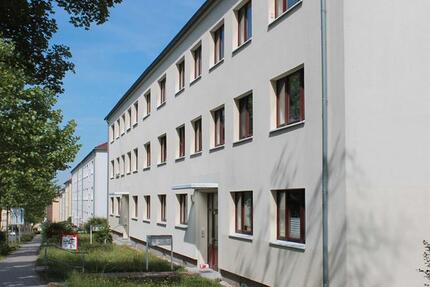 Sanierte 3-Raum-Wohnung mit Badewanne und Balkon 3 zimmer