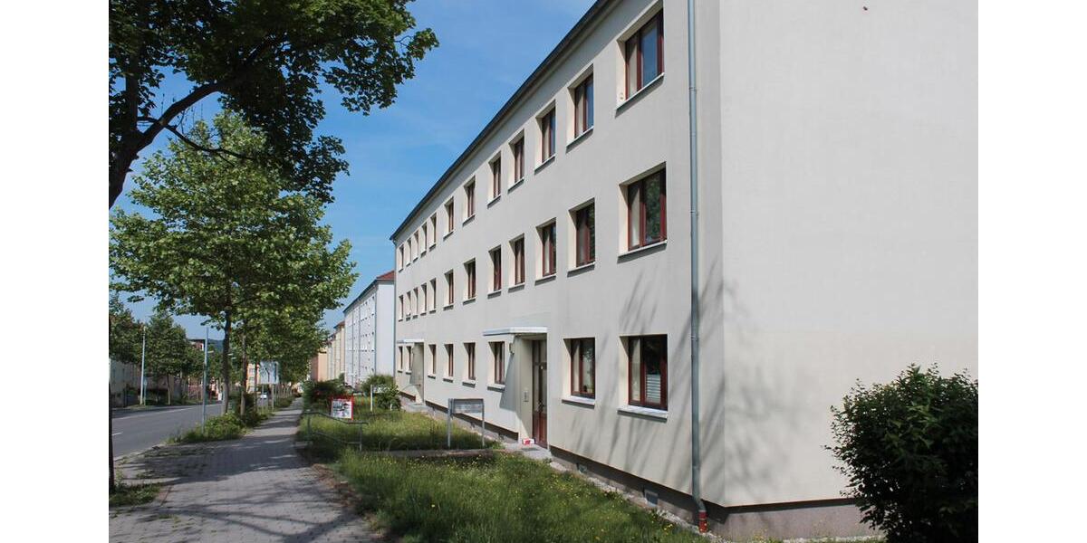 Sanierte 3-Raum-Wohnung mit Badewanne und Balkon 3 zimmer