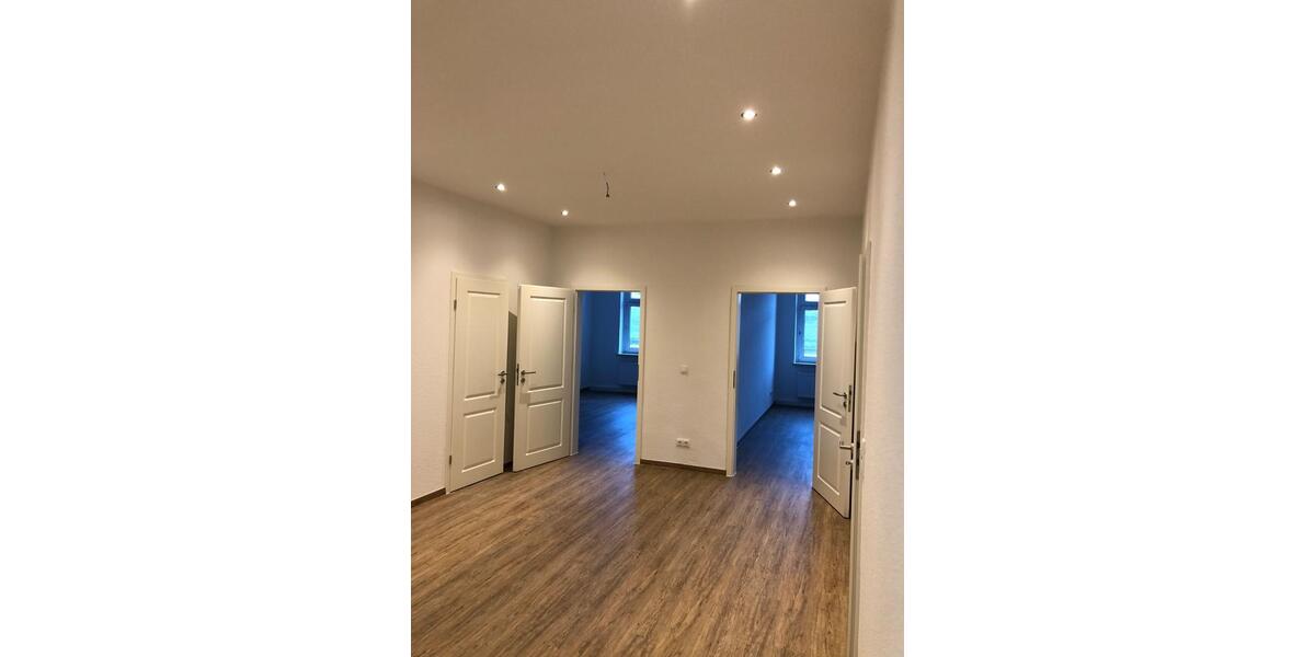 Etagenwohnung Gera Lusan - 4 Zimmer, 108 m&sup2;, 815&euro; | Angebot:25842514