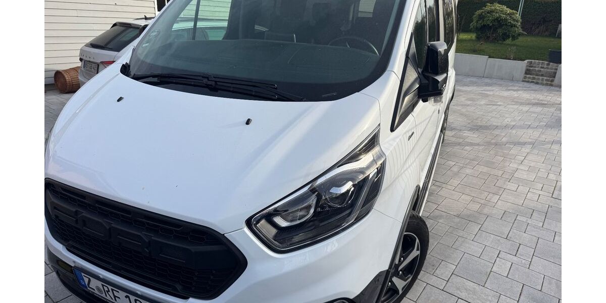 Ford Tourneo Custom 56.000 km 41.500 € Werdau 08412
