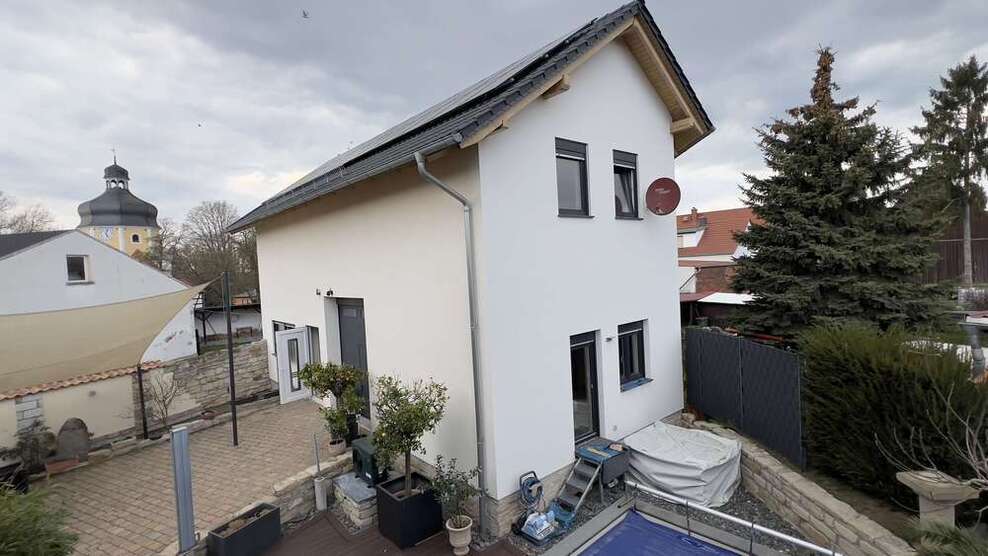 Haus zum Kaufen in Groitzsch 410.000 € 185 m²