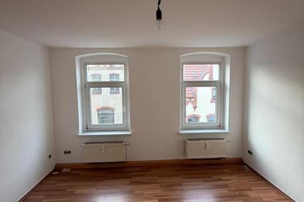 Wohnung Altenburg - 2 Zimmer, 42 m&sup2;, 300&euro; | Angebot:24651533