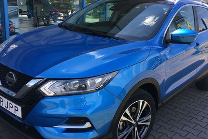 Nissan Qashqai 121.800 km 14.650 &euro; Triptis 07819