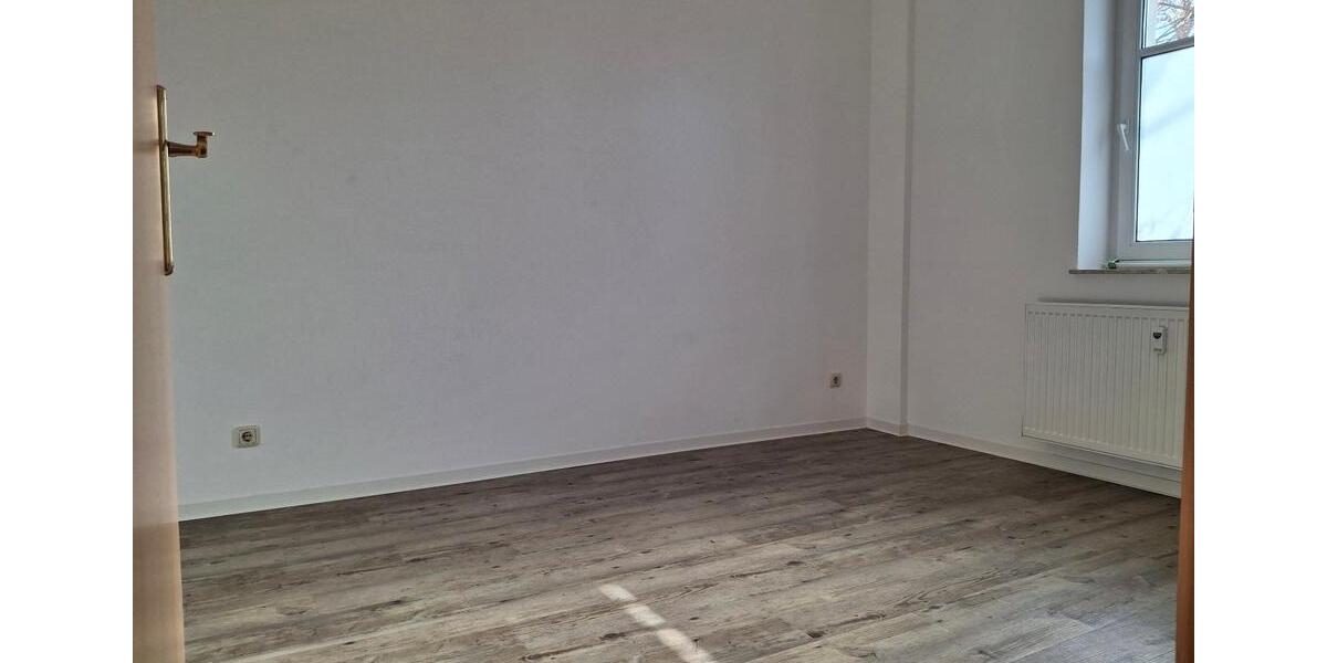 Erdgeschoßwohnung Zeitz - 3 Zimmer, 57 m&sup2;, 342&euro; | Angebot:25376567