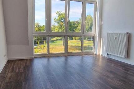 Wohnung Meerane - 1 Zimmer, 37 m&sup2;, 250&euro; | Angebot:26317123