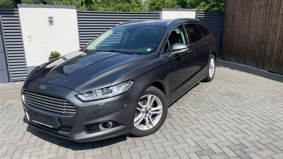Ford Mondeo 252.000 km 8.990 € Schmölln 04626